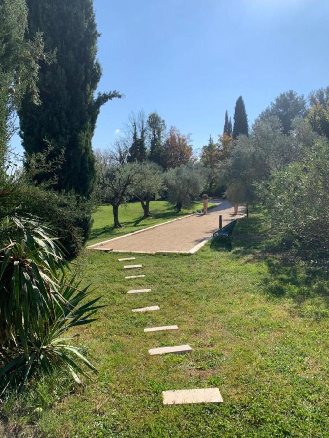 La Parenthese Saint Donat Hotell Aix-en-Provence Eksteriør bilde
